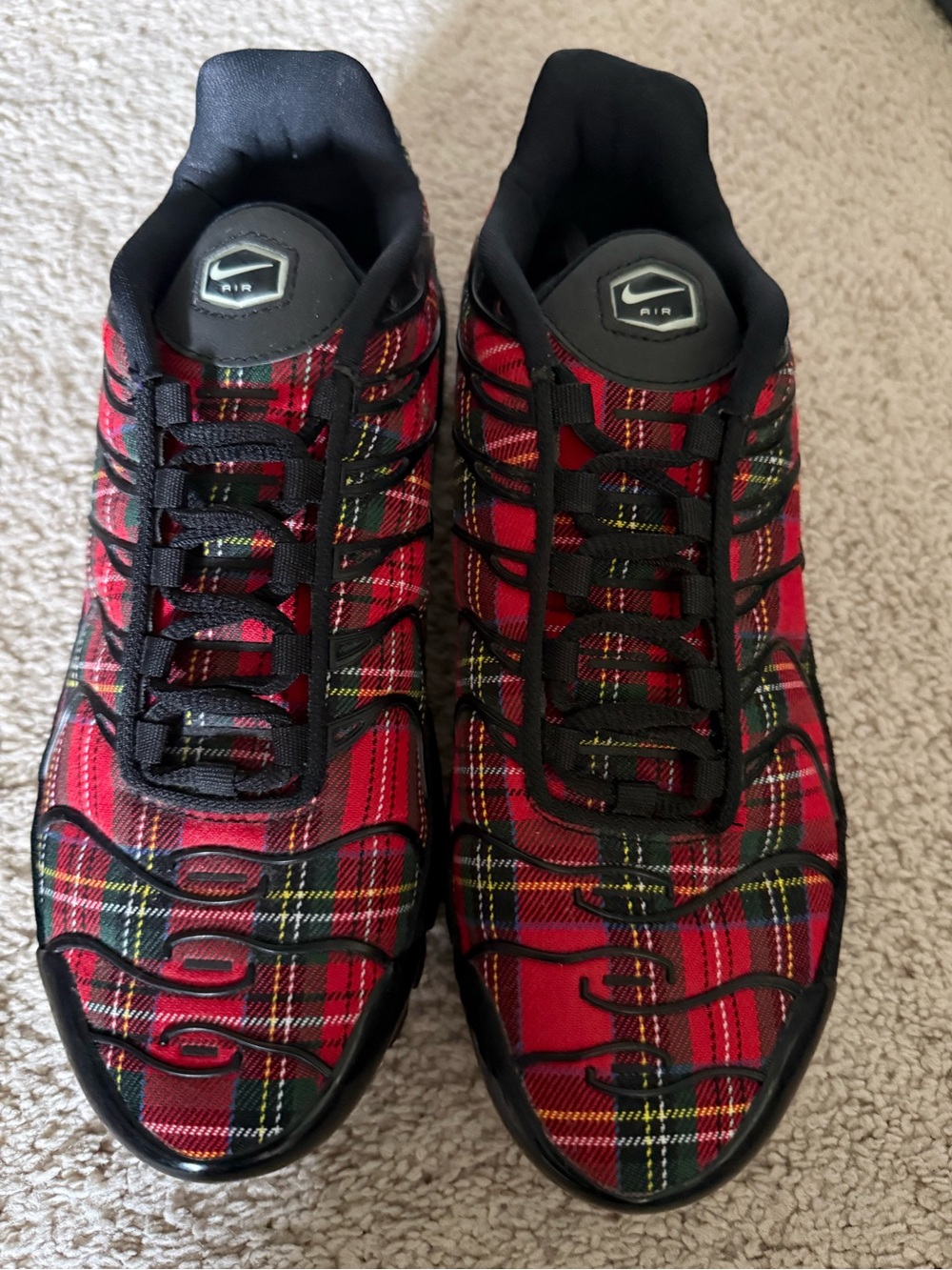 Women’s Nike Red Plaid Athletic Shoes with Black Trim